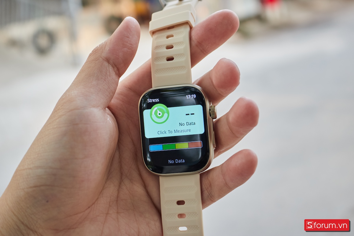 trên tay thiết kế Itel Smartwatch Storm Ultra