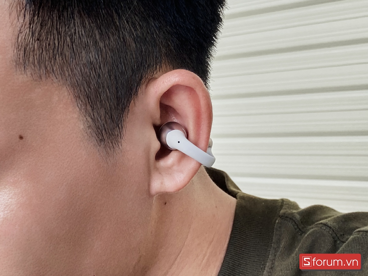 chất ấm của tai nghe Shokz OpenDots ONE,