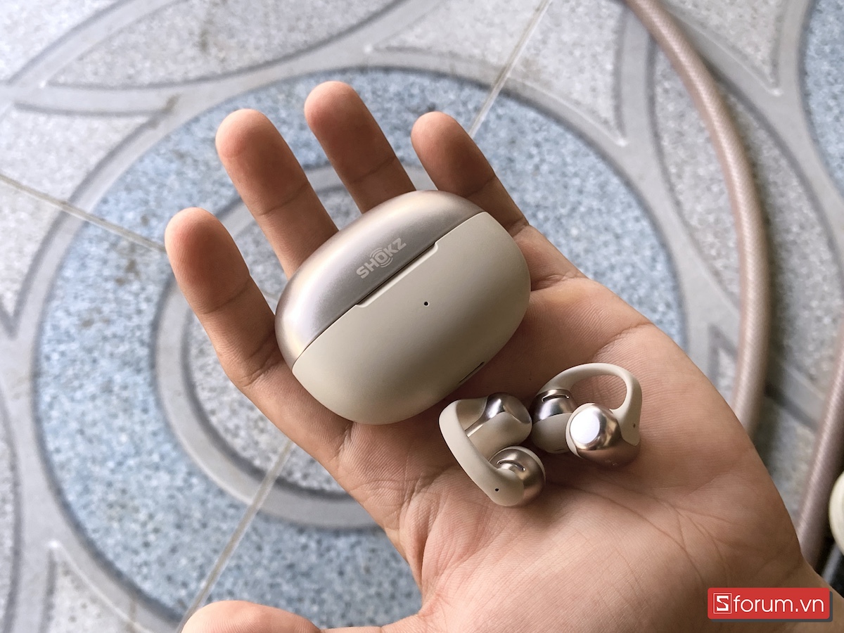 chất ấm của tai nghe Shokz OpenDots ONE,
