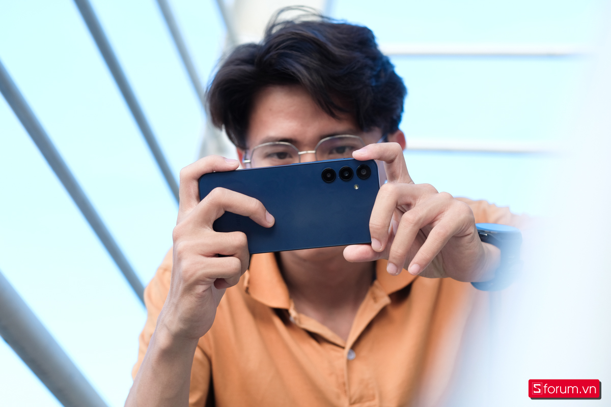 Samsung A25