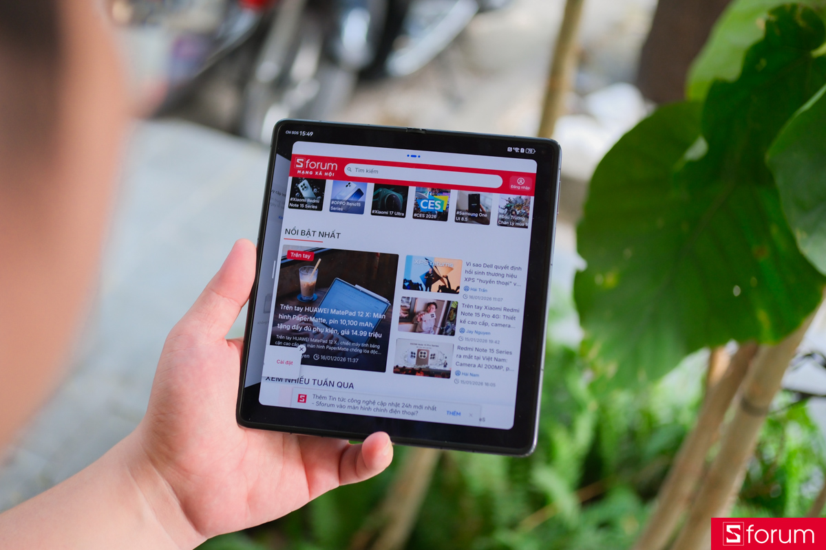 Trên tay Huawei Mate X7