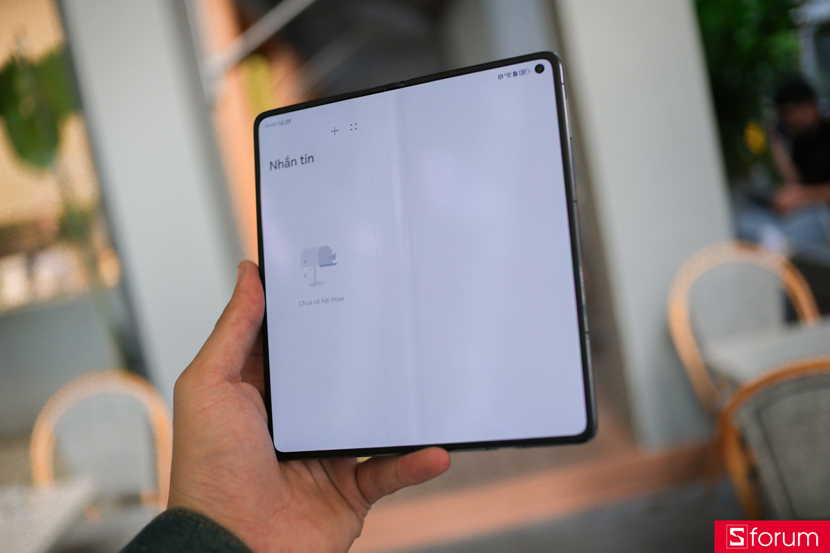 Trên tay Huawei Mate X7