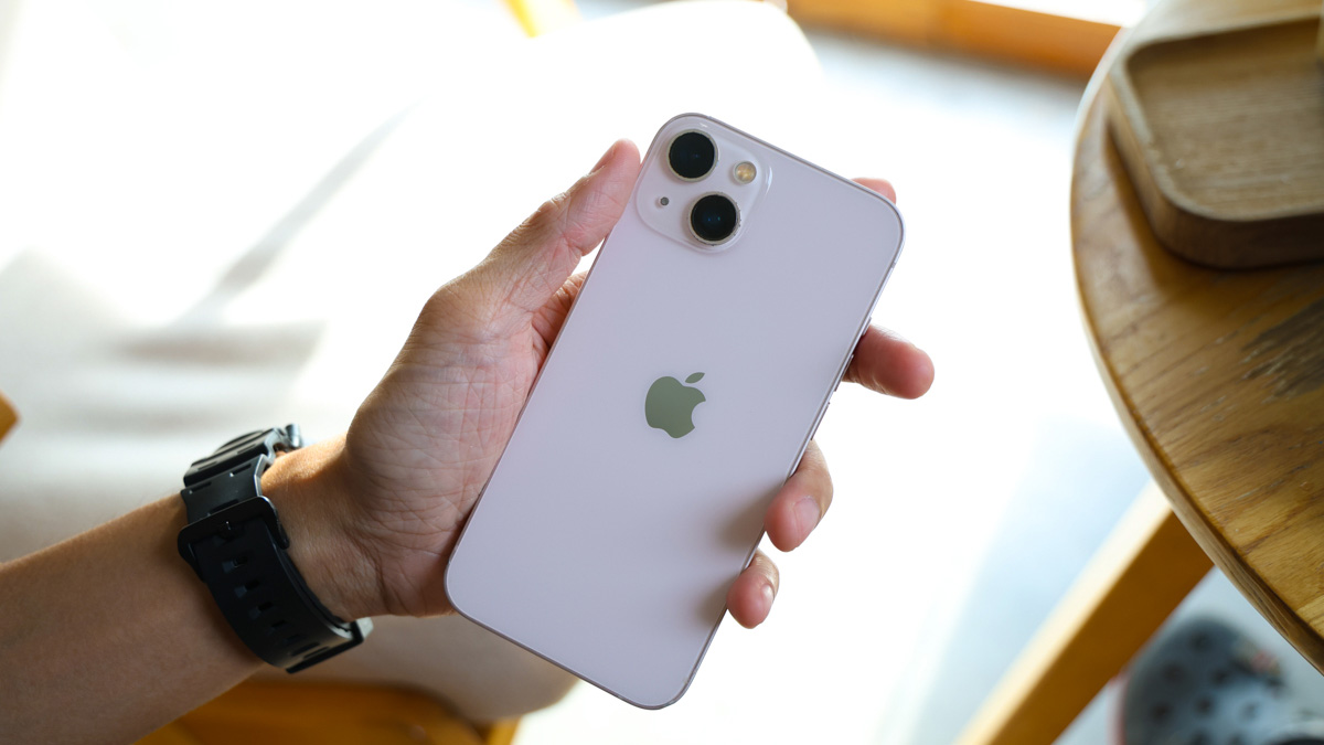 Chi tiết cấu hình iPhone 13: Sử dụng chip gì, hiệu năng ra sao, RAM mấy GB, pin bao nhiêu