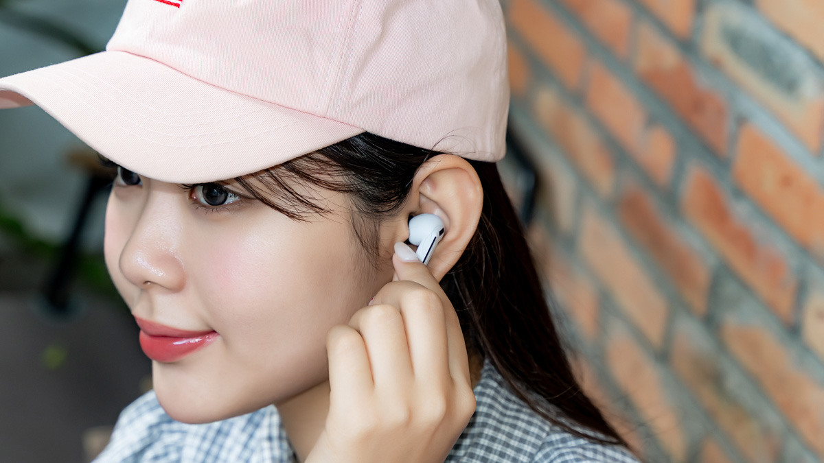 1 ngày trải nghiệm Galaxy Buds3 FE: Nghe nhạc thăng hoa, làm việc học tập càng hiệu quả
