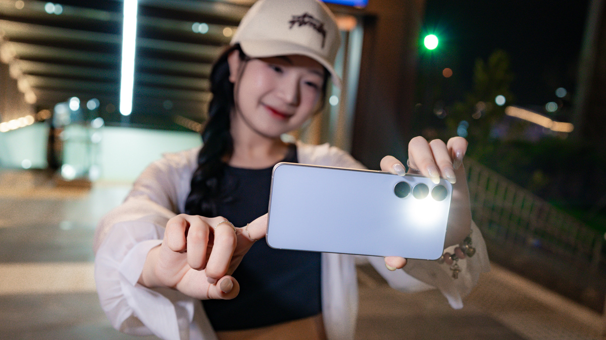 Galaxy S25 FE – Biến màn đêm thành kiệt tác trong từng khung hình