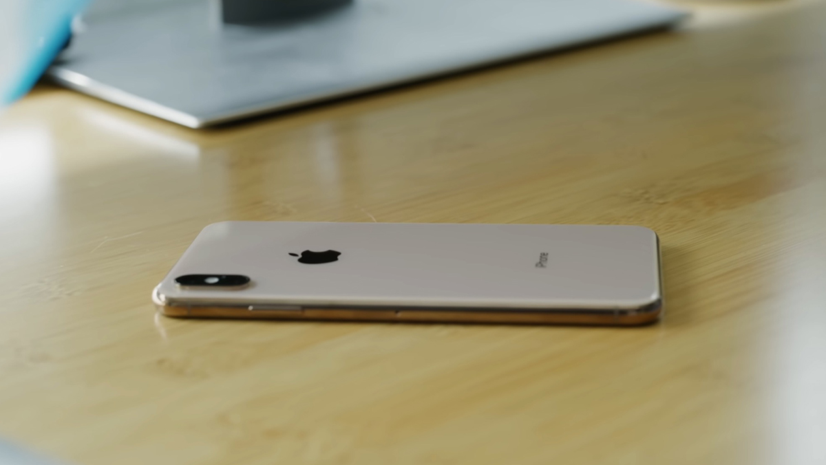 Có nên mua iPhone Xs ở năm 2026: Hiệu năng vẫn rất ổn, nhưng nhiều điều cần cân nhắc