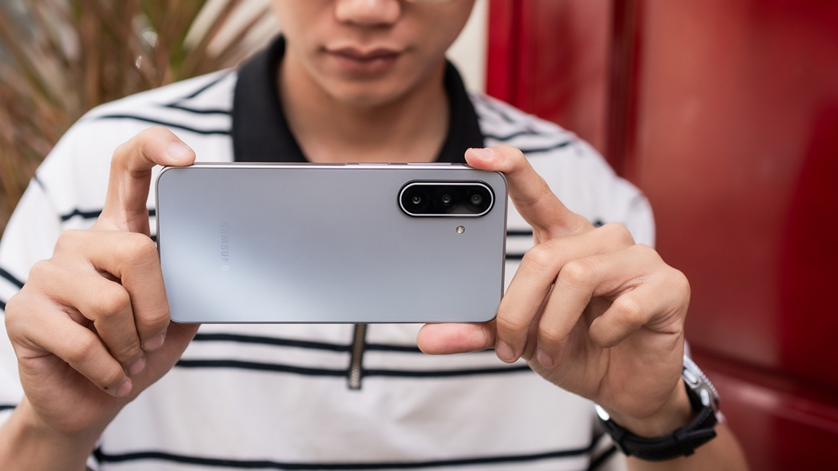 4 chiếc điện thoại Android dưới 6 triệu đáng mua dịp 2/9: Đã ngon còn được giảm giá!