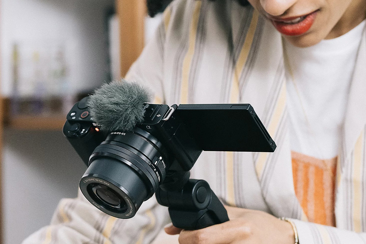 Black Friday máy ảnh Sony ZV-E10