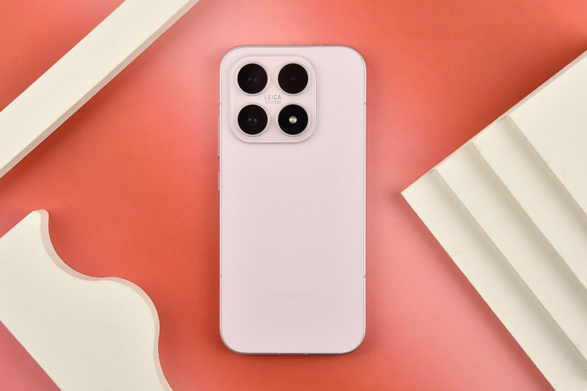 So sánh Samsung Galaxy S26 và Xiaomi 17