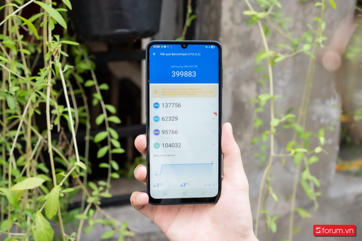 Trên tay Galaxy A07 cho thấy điểm AnTuTu của điện thoại