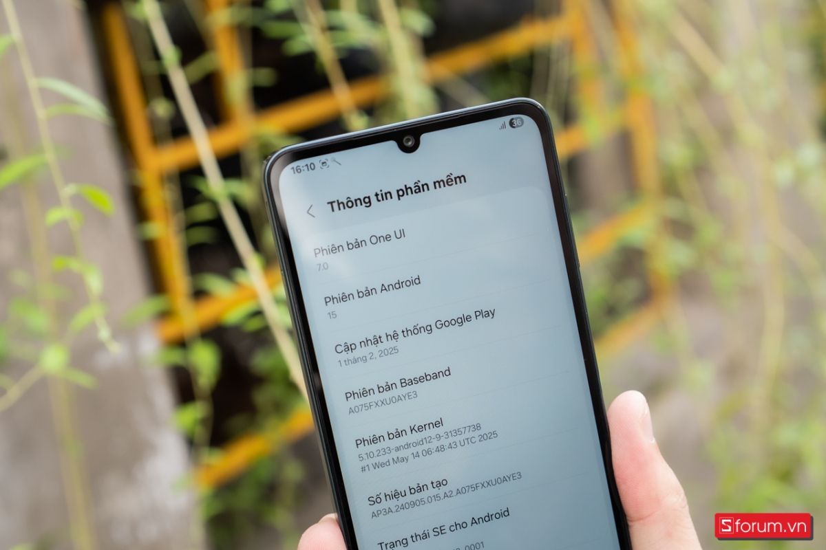 Trên tay Galaxy A07 cho thấy phần mềm của điện thoại
