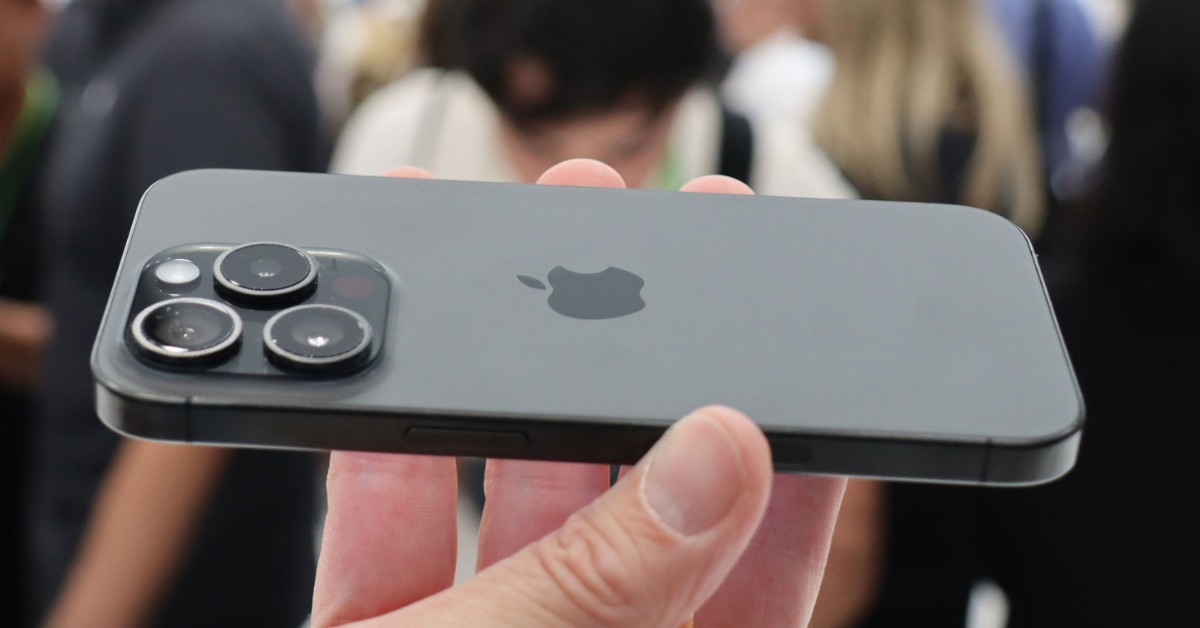 Tìm hiểu camera iPhone 15 Pro về cảm biến tele