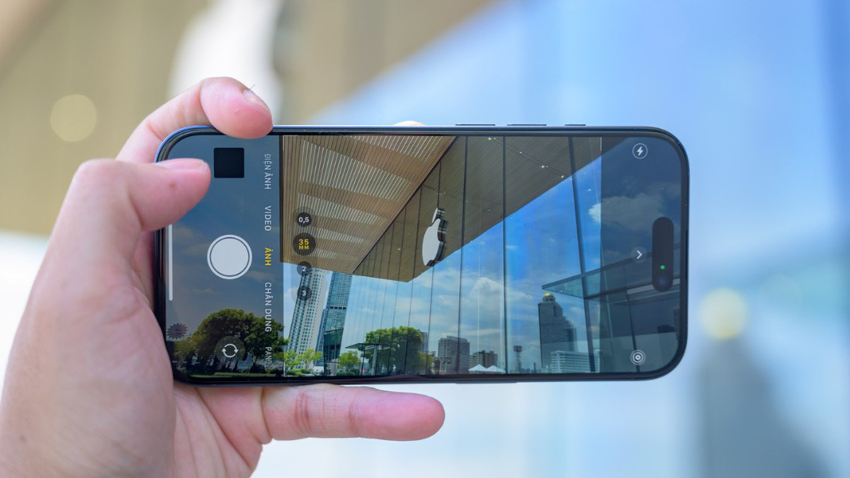 Camera iPhone 15 Pro: Có bao nhiêu máy ảnh, tính năng gì mới?