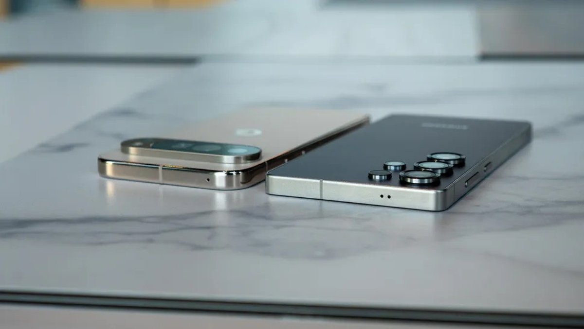Pixel 10 Pro XL có thiết kế bo tròn hơnSo sánh Google Pixel 10 Pro XL vs Samsung Galaxy S25 Ultra về ngoại hình