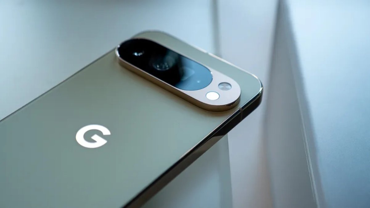 So sánh Google Pixel 10 Pro XL vs Samsung Galaxy S25 Ultra về camera