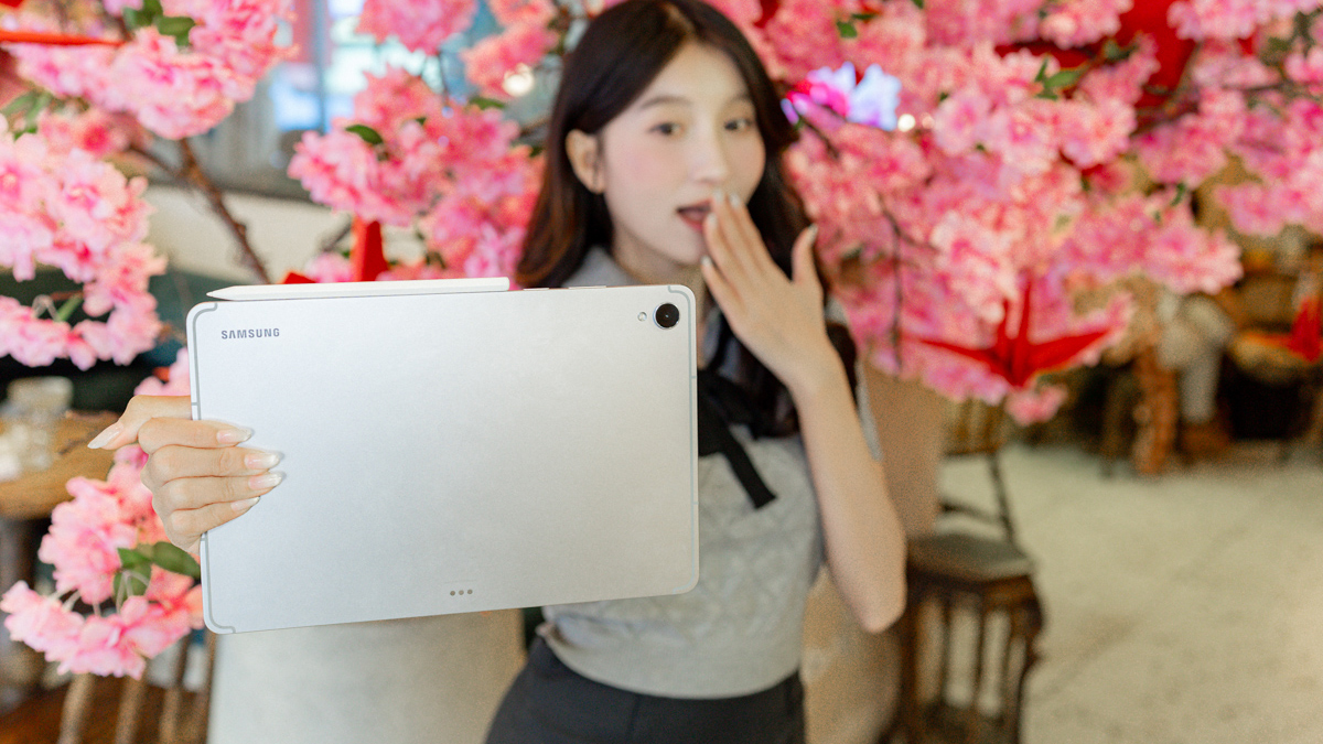 Trải nghiệm Tết mới, vẹn ý xưa theo cách riêng cùng Galaxy Tab S11!