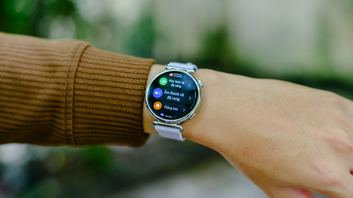 Top smartwatch Huawei thiết kế đẹp, tính năng luyện tập đa dạng, đáng mua mùa hè này