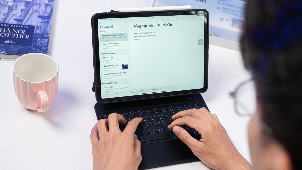 Mới mua iPad Air M4? Đây là những món phụ kiện bạn cần sắm để giải trí, làm việc thuận tiện hơn