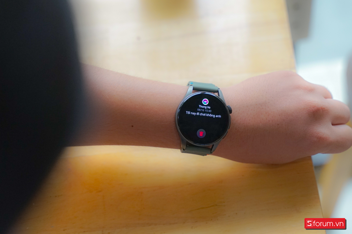 Trên tay Aurafit Trek 2, mình thấy khả năng nhận thông báo của em đồng hồ này rất nhanh và gần như không hề bị delay