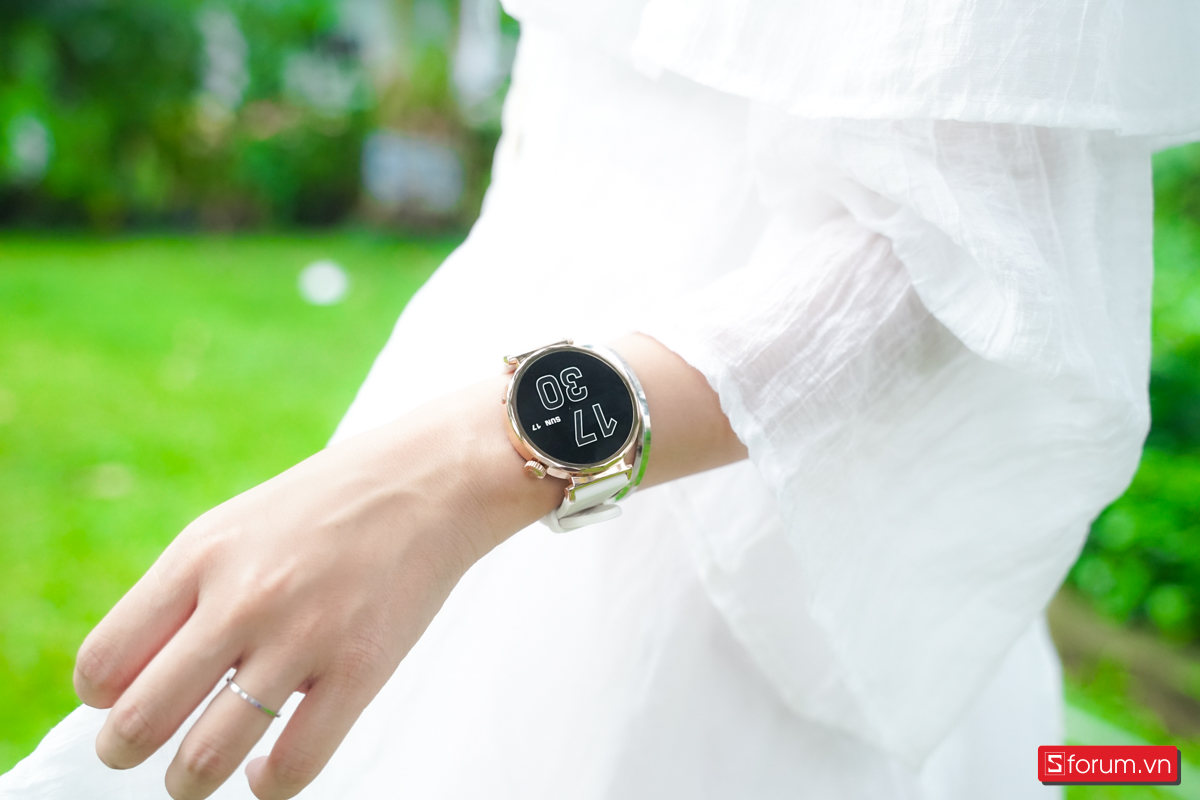 Không chỉ đẹp ở ngoại hình, Ella 4 còn đạt chuẩn chống nước 3ATM