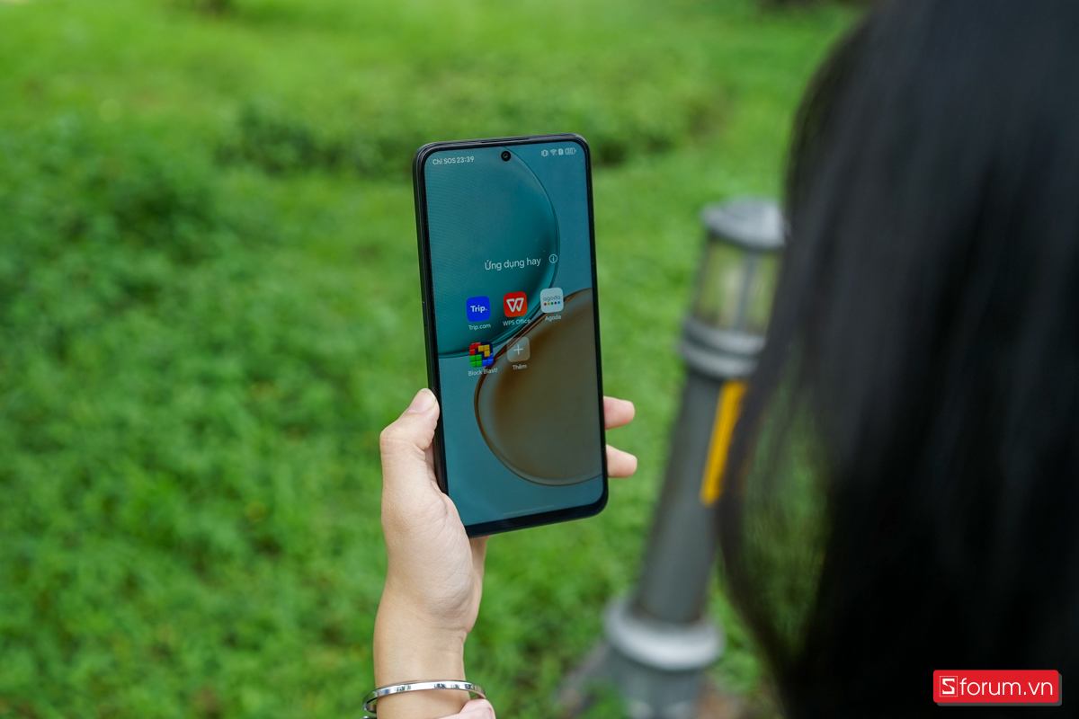 Tuy nhiên, khi trên tay Honor X7d thì máy vẫn còn tồn tại một hạn chế nhỏ khi một số ứng dụng rác được cài sẵn từ đầu