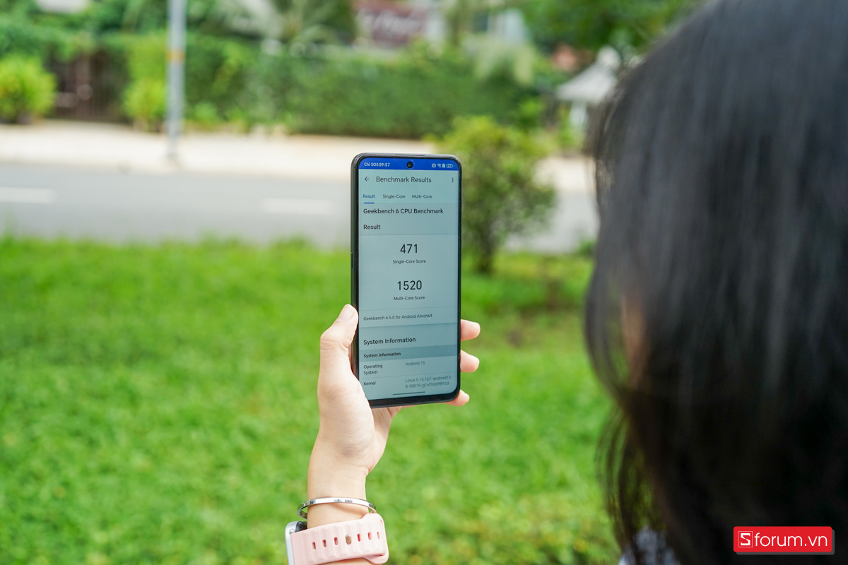 Bên trong Honor X7d là con chip Snapdragon 685 và GPU Adreno 610