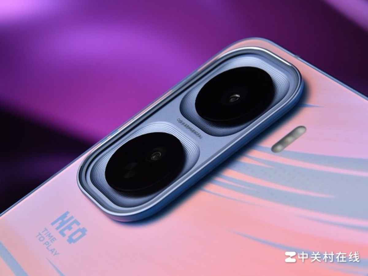 Cụm camera của iqoo Neo 11 năm nay được tinh chỉnh nhẹ trong thiết kế