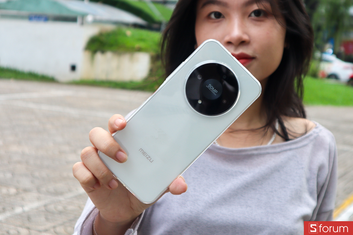 Ngay từ lần đầu trên tay Meizu Mblu 22 Pro thì mình đã có cảm giác khá tốt về em máy này