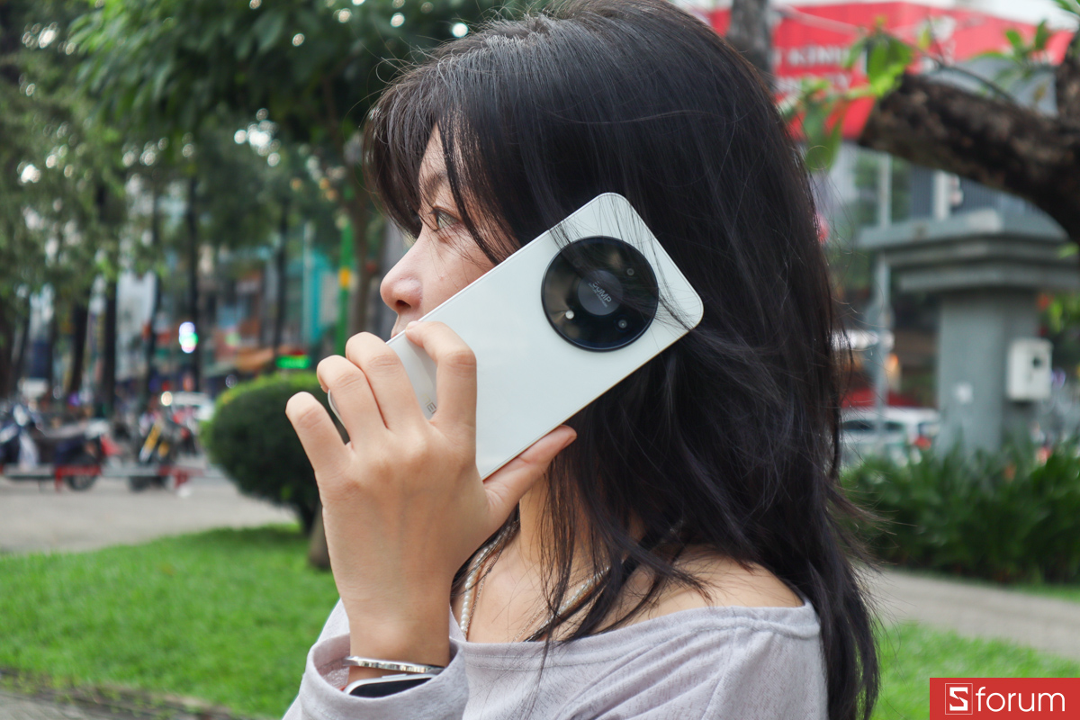 Về thời lượng pin, Meizu mblu 22 Pro được trang bị viên pin dung lượng 5.000mAh