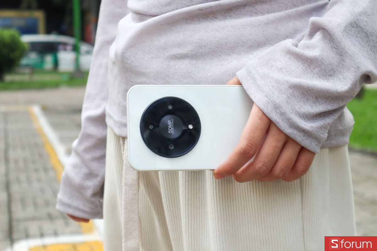 Mặt lưng của Meizu Mblu 22 Pro theo mình đánh giá là khá đẹp mắt