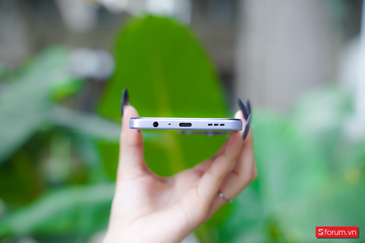 Cạnh dưới của OPPO A5i