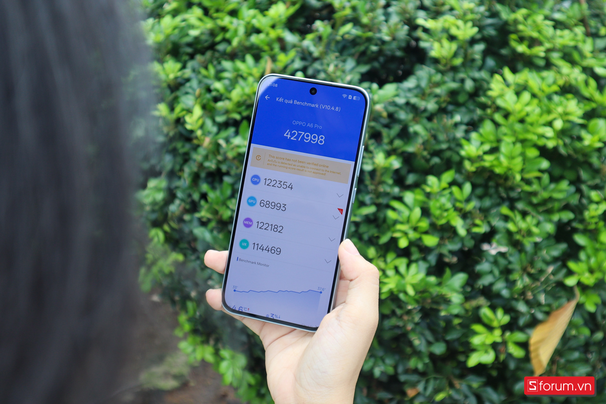 OPPO A6 Pro được trang bị vi xử lý MediaTek Helio G100 với tốc độ tối đa 2.2GHz