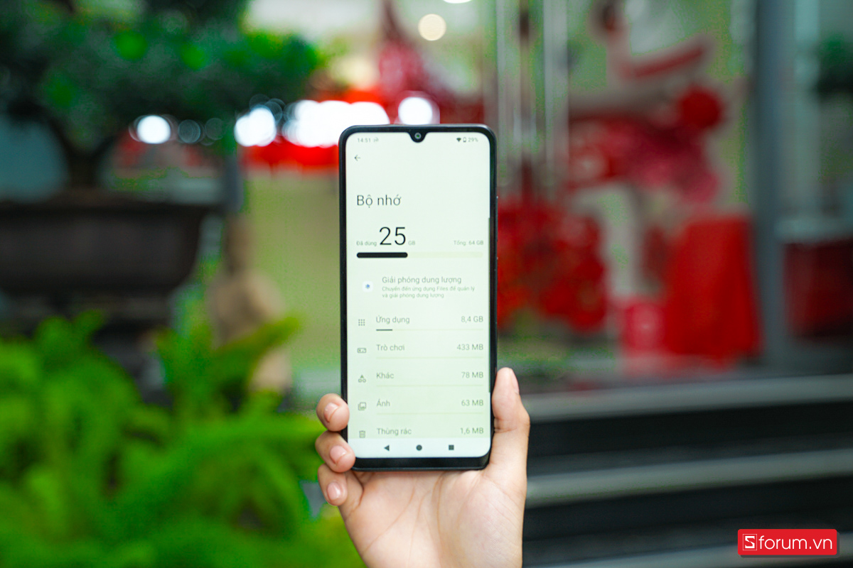 Xiaomi POCO C71 cũng cho phép khả năng mở rộng bộ nhớ tối đa lên đến 6GB và 8GB