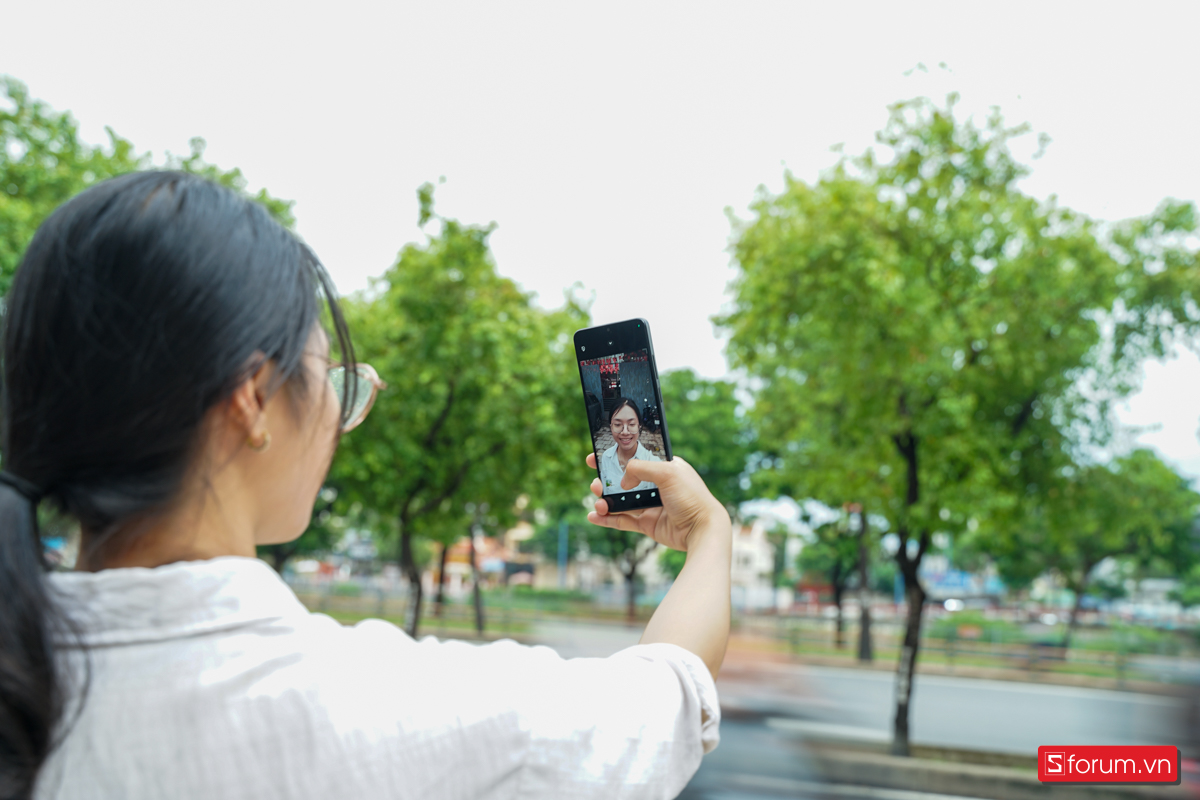 Xiaomi POCO C71 chỉ sở hữu camera chính có chất lượng tối đa 32MP với khẩu độ f2/0 và camera trước với chất lượng 8MP
