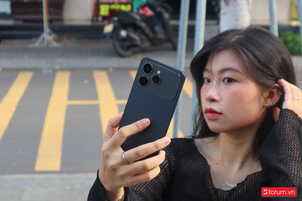 Thiết kế và ngoại hình Tecno Spark 40