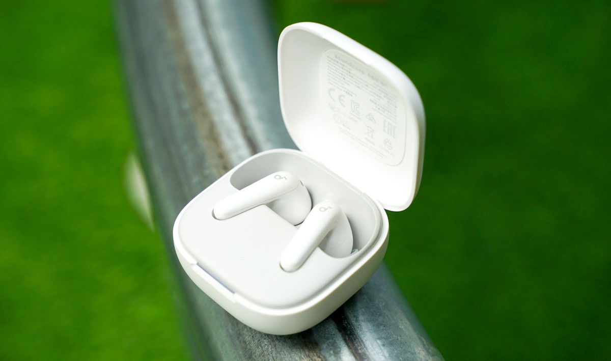 Trên tay Anker Soundcore R60I NC: Tai nghe chỉ 760k nhưng chống ồn ấn tượng, chất âm sôi động