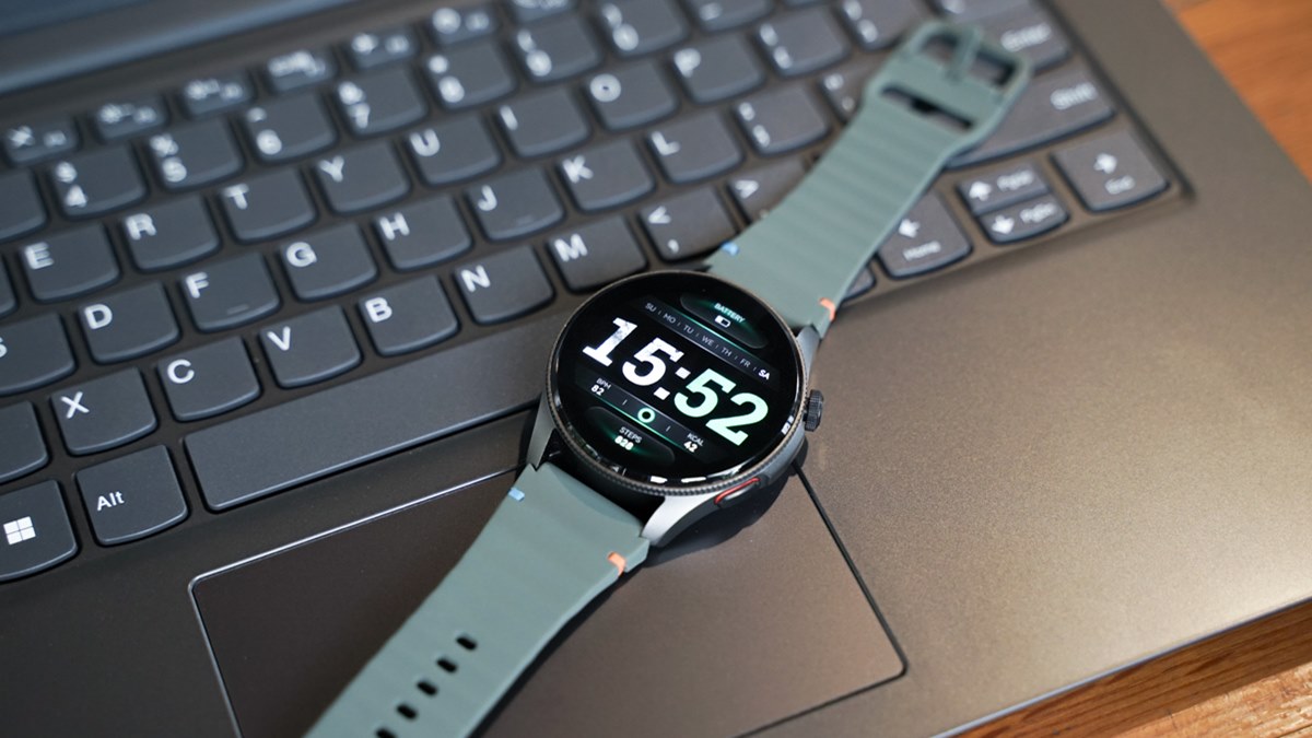 Trên tay Aurafit Trek 2: Thiết kế đẹp, nhìn không kĩ bạn sẽ nghĩ đây là Galaxy Watch!