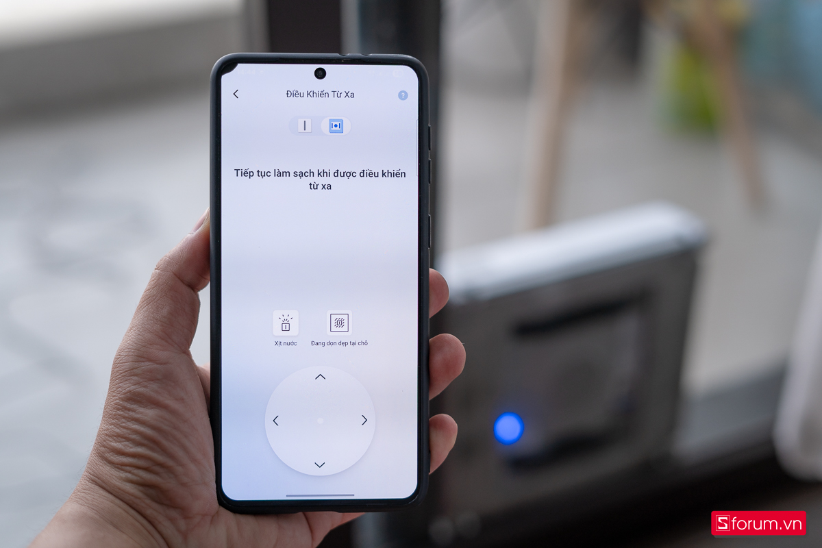 Trên tay robot lau kinh Ecovacs Winbot Mini