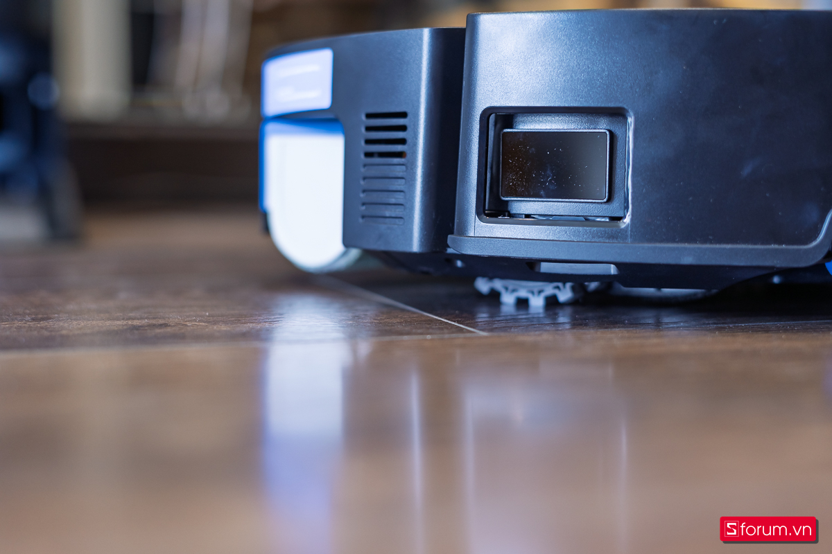 Trên tay robot hút bụi lau nhà Ecovacs Deebot T80 Omni