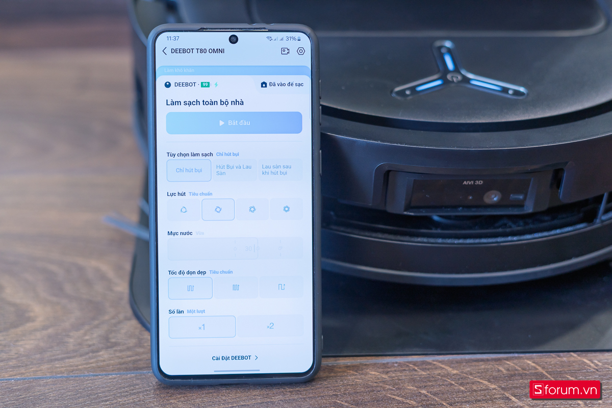 Trên tay robot hút bụi lau nhà Ecovacs Deebot T80 Omni