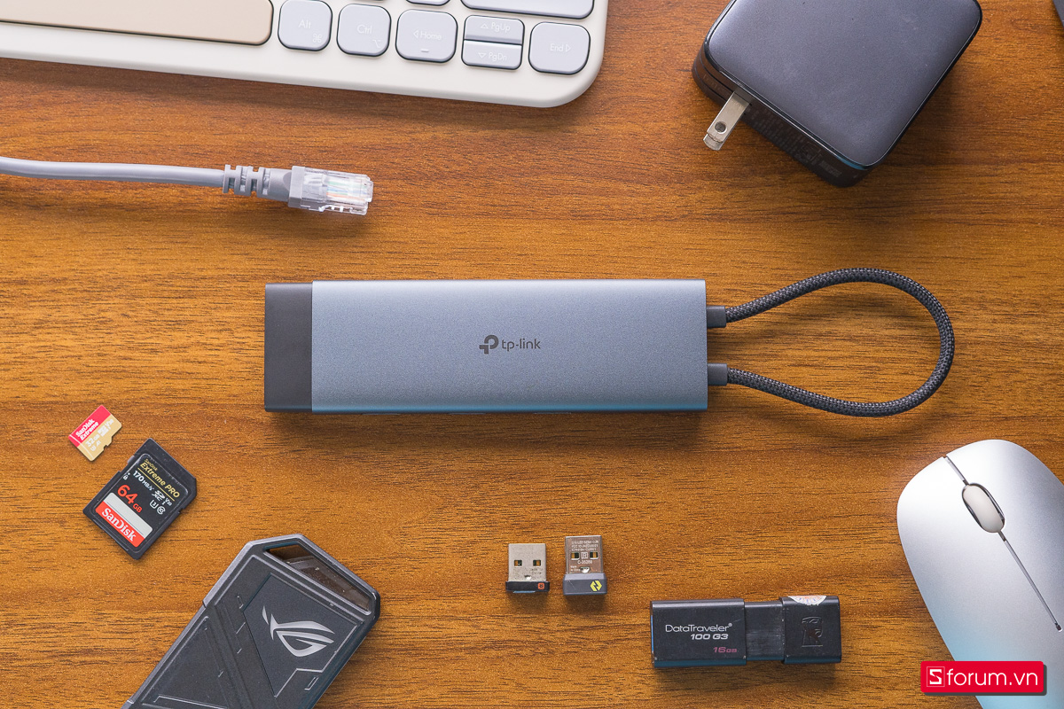 Đánh giá hub TP-Link UH9120C