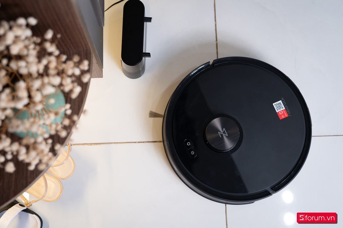 Trên tay robot hút bụi lau nhà Roborock Q7 TF