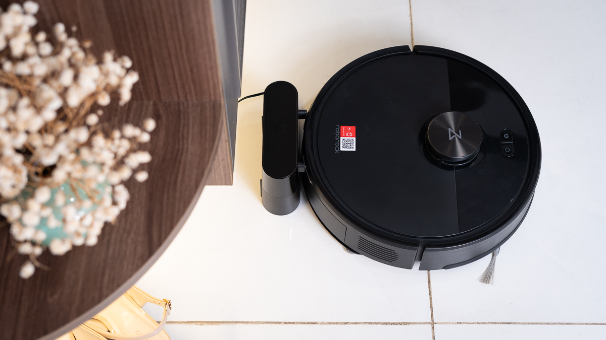 Trên tay Roborock Q7 TF: Robot hút bụi lau nhà 10.000Pa, nhỏ gọn, giá chưa tới 4 triệu!