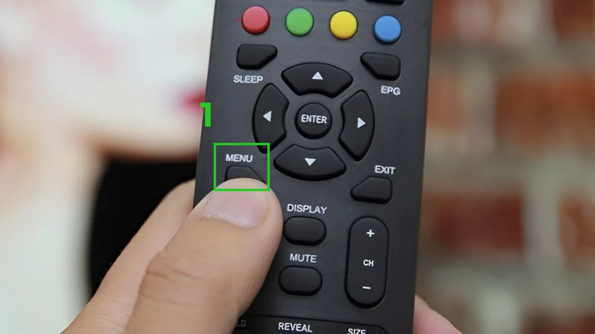 Kiểm tra lại phần cài đặt hình ảnh trên tivi và điều chỉnh tỷ lệ khung hình bước 1