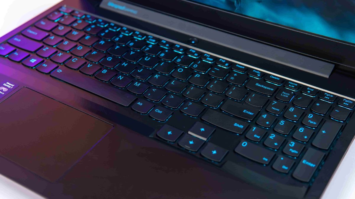 Dòng laptop Lenovo nào có hỗ trợ đèn bàn phím
