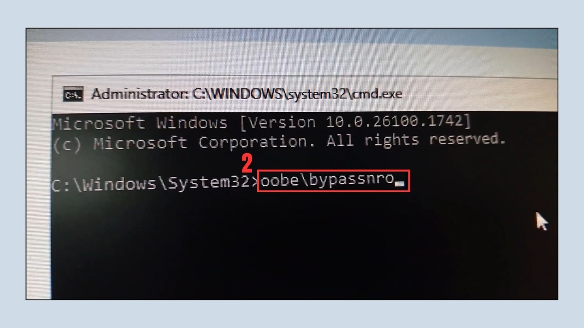 Bỏ qua đăng nhập Win 11 khi cài đặt khi không có kết nối Internet với câu lênh OOBE/BYPASSNRO bước 2