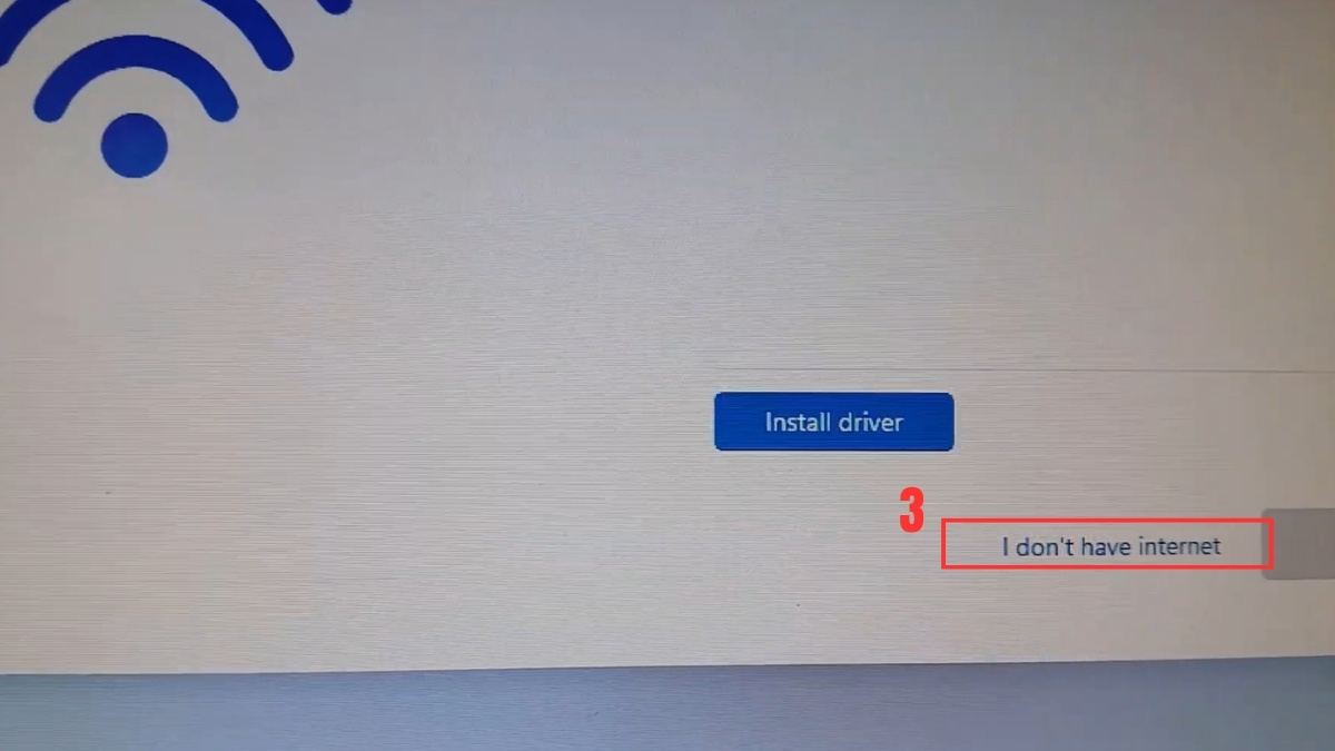 Bỏ qua đăng nhập Win 11 khi cài đặt khi không có kết nối Internet với câu lênh OOBE/BYPASSNRO bước 3