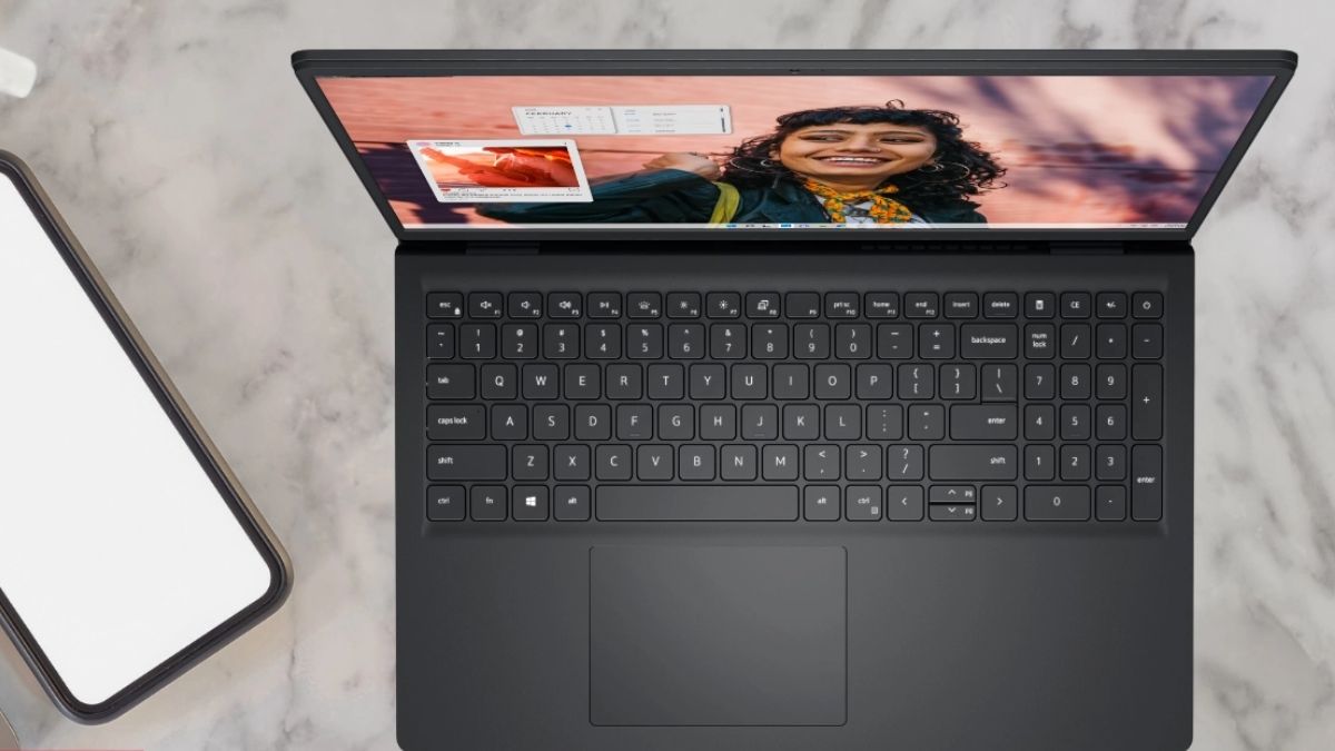 Laptop Dell Inspiron 15 3530 J9XFD là laptop Dell cảm ứng với hiệu năng mượt mà