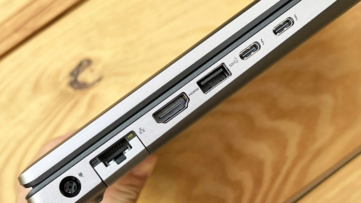 Ký hiệu trên thân máy và các cổng kết nối laptop Dell