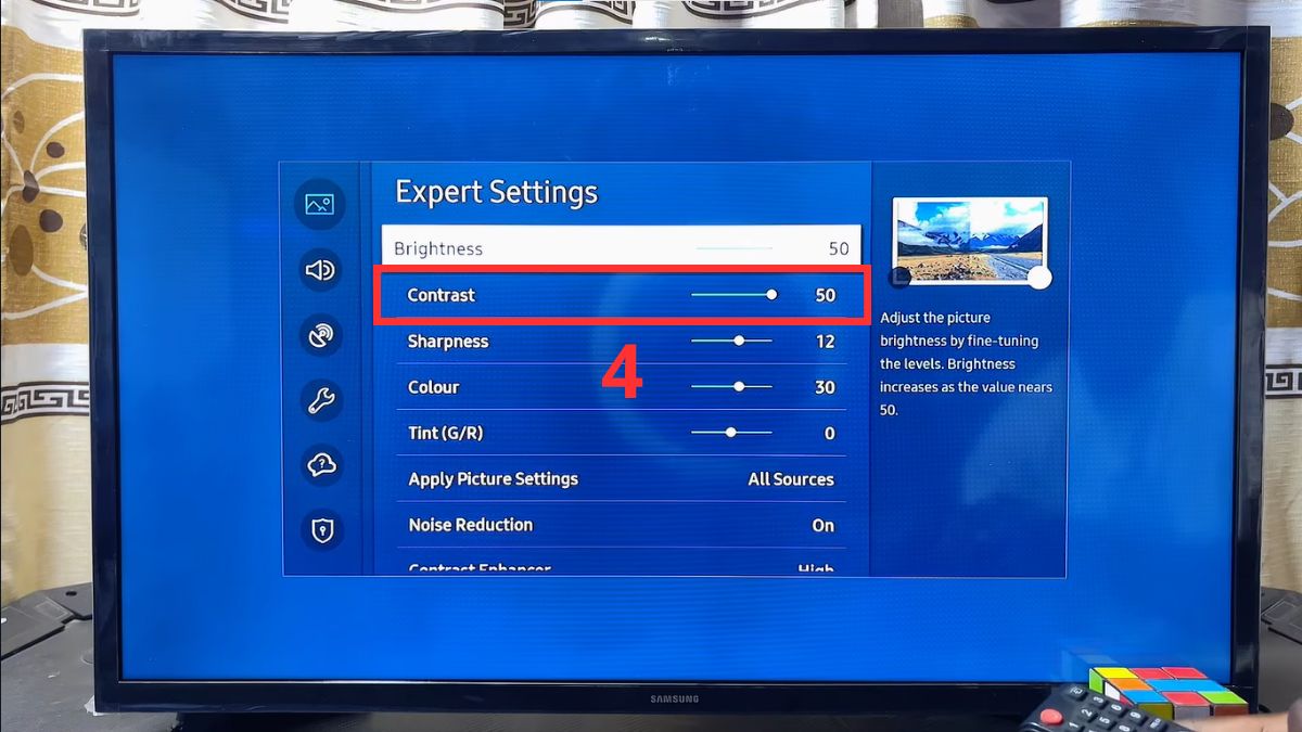 Điều chỉnh độ tương phản (Contrast) khi màn hình bị tối bước 4